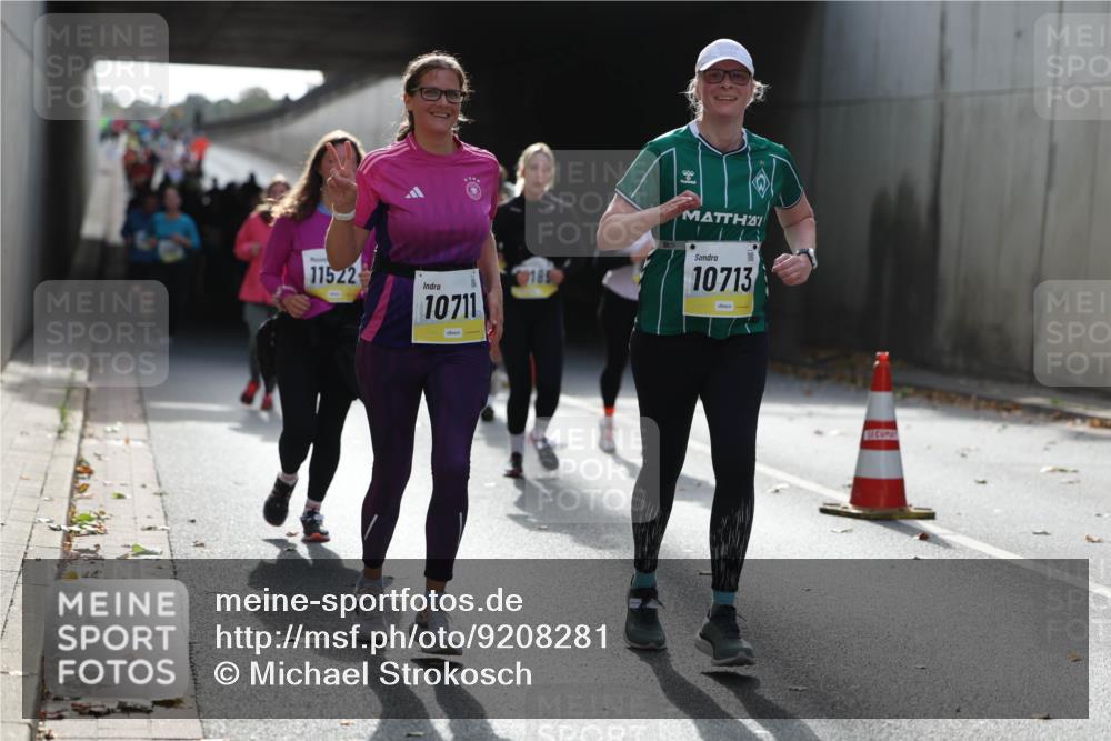 05.10.2025 - 20. swb-Marathon Bremen Michael Strokosch http://msf.ph/oto/9208281 05.10.2025 10:57:14 Laufen 11522, 10711, 185, 10713 meine-sportfotos.de