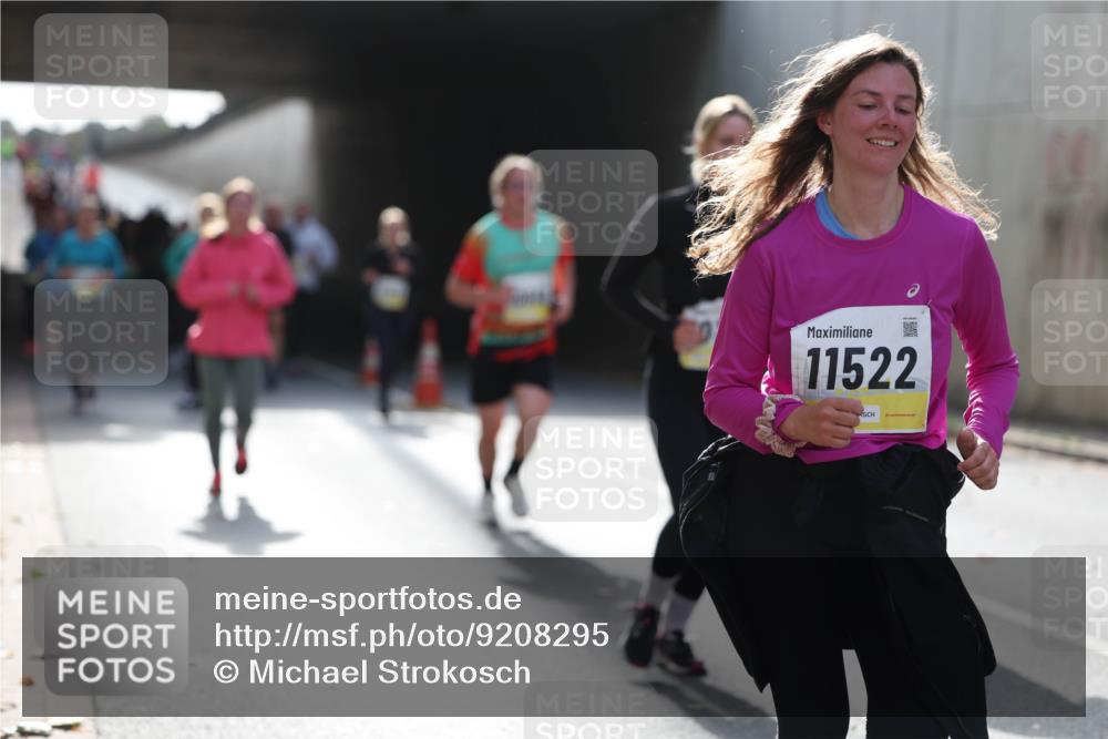 05.10.2025 - 20. swb-Marathon Bremen Michael Strokosch http://msf.ph/oto/9208295 05.10.2025 10:57:17 Laufen 11522 meine-sportfotos.de