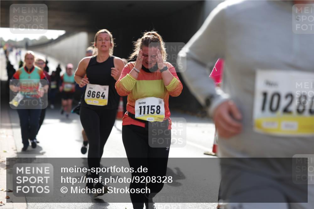 05.10.2025 - 20. swb-Marathon Bremen Michael Strokosch http://msf.ph/oto/9208328 05.10.2025 11:04:08 Laufen 9664, 11158, 10280 meine-sportfotos.de