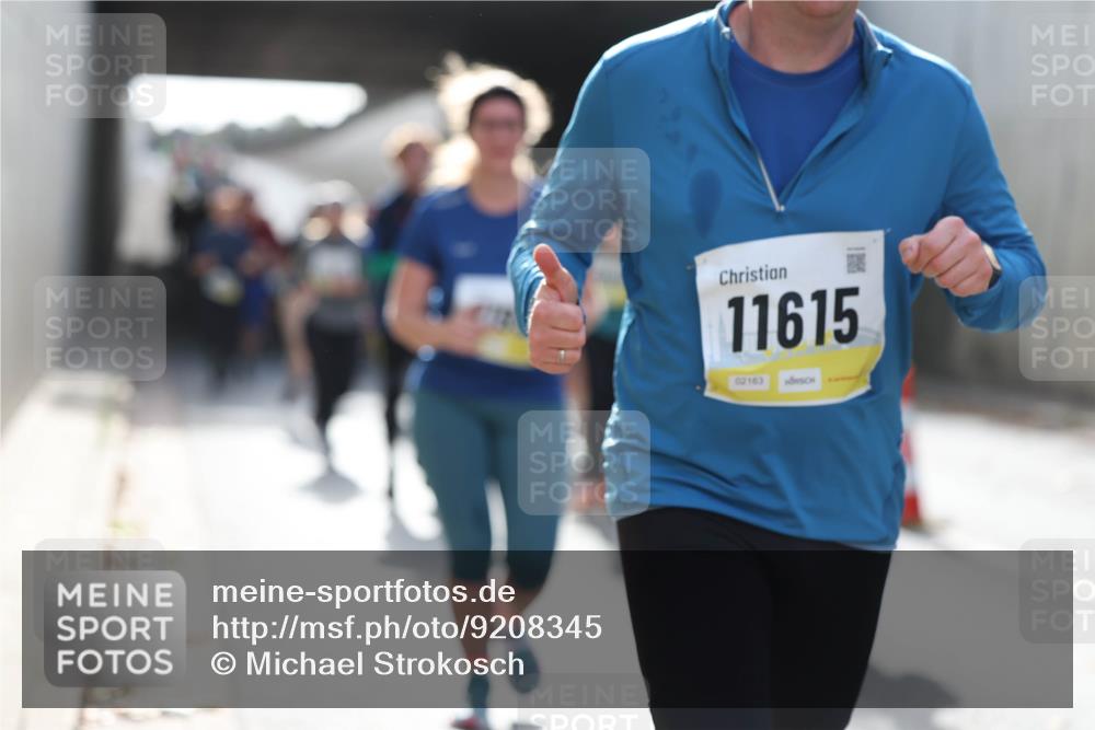 05.10.2025 - 20. swb-Marathon Bremen Michael Strokosch http://msf.ph/oto/9208345 05.10.2025 10:57:27 Laufen 11615, 02163 meine-sportfotos.de