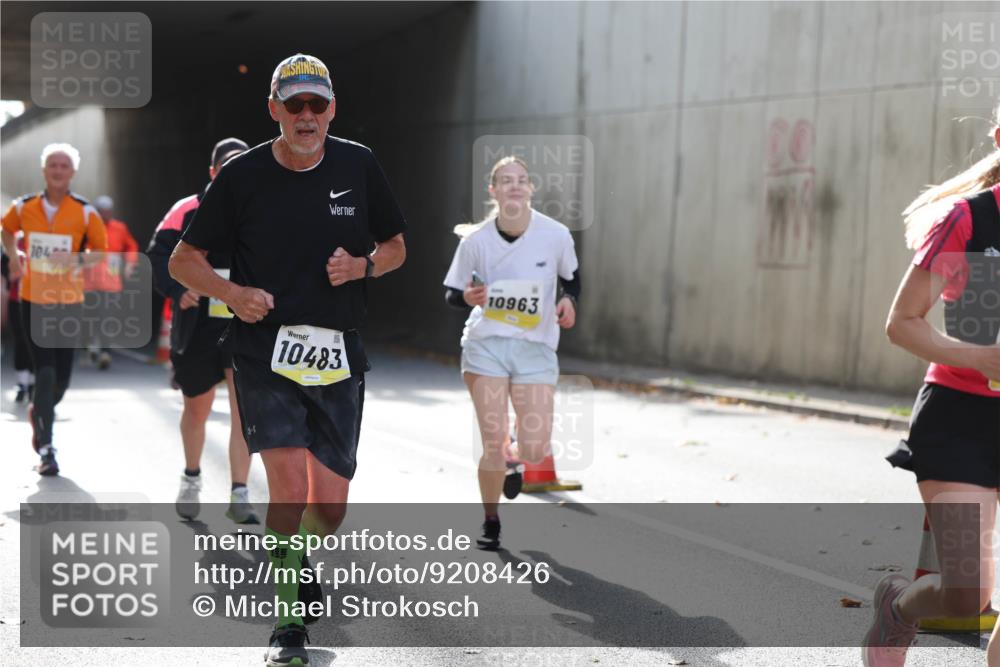 05.10.2025 - 20. swb-Marathon Bremen Michael Strokosch http://msf.ph/oto/9208426 05.10.2025 10:57:49 Laufen 104, 10483, 10963 meine-sportfotos.de