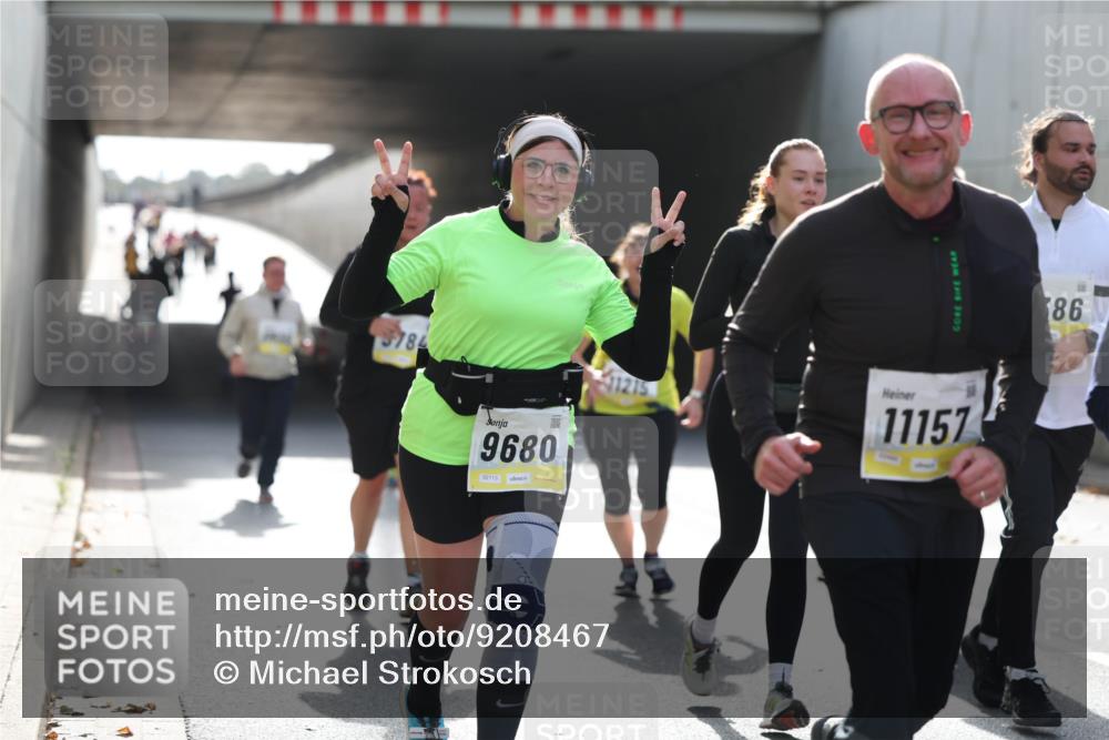 05.10.2025 - 20. swb-Marathon Bremen Michael Strokosch http://msf.ph/oto/9208467 05.10.2025 11:04:34 Laufen 78, 9680, 02113, 11157, 186 meine-sportfotos.de