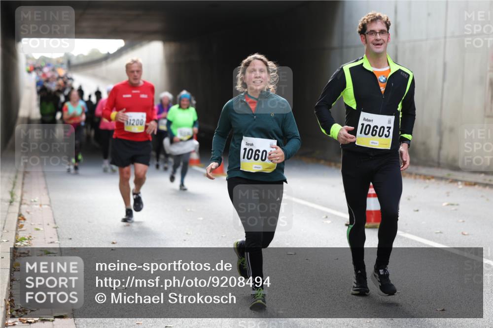 05.10.2025 - 20. swb-Marathon Bremen Michael Strokosch http://msf.ph/oto/9208494 05.10.2025 10:58:04 Laufen 1200, 1060, 10603 meine-sportfotos.de