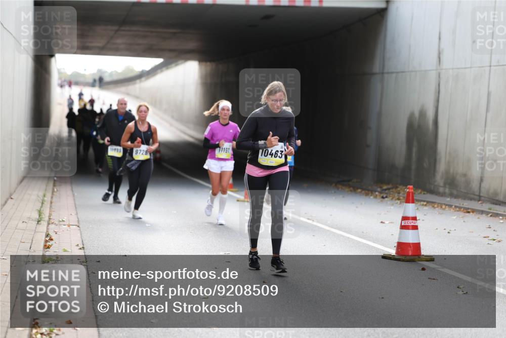 05.10.2025 - 20. swb-Marathon Bremen Michael Strokosch http://msf.ph/oto/9208509 05.10.2025 11:04:46 Laufen 77191, 9725, 10463 meine-sportfotos.de