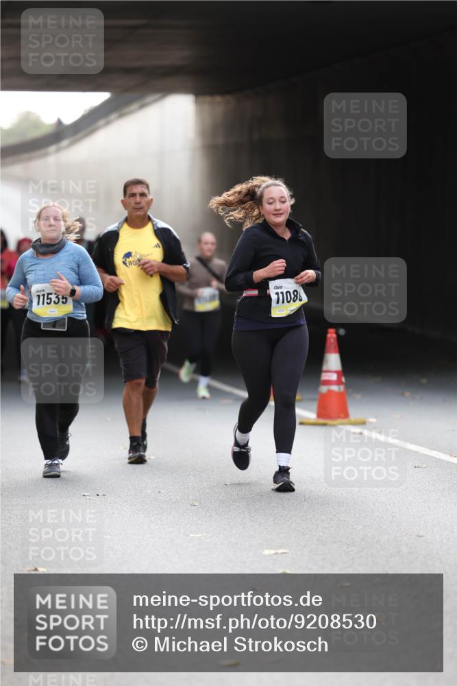 05.10.2025 - 20. swb-Marathon Bremen Michael Strokosch http://msf.ph/oto/9208530 05.10.2025 11:05:01 Laufen 11535, 1108 meine-sportfotos.de