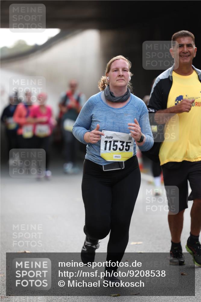 05.10.2025 - 20. swb-Marathon Bremen Michael Strokosch http://msf.ph/oto/9208538 05.10.2025 11:05:04 Laufen 11535 meine-sportfotos.de