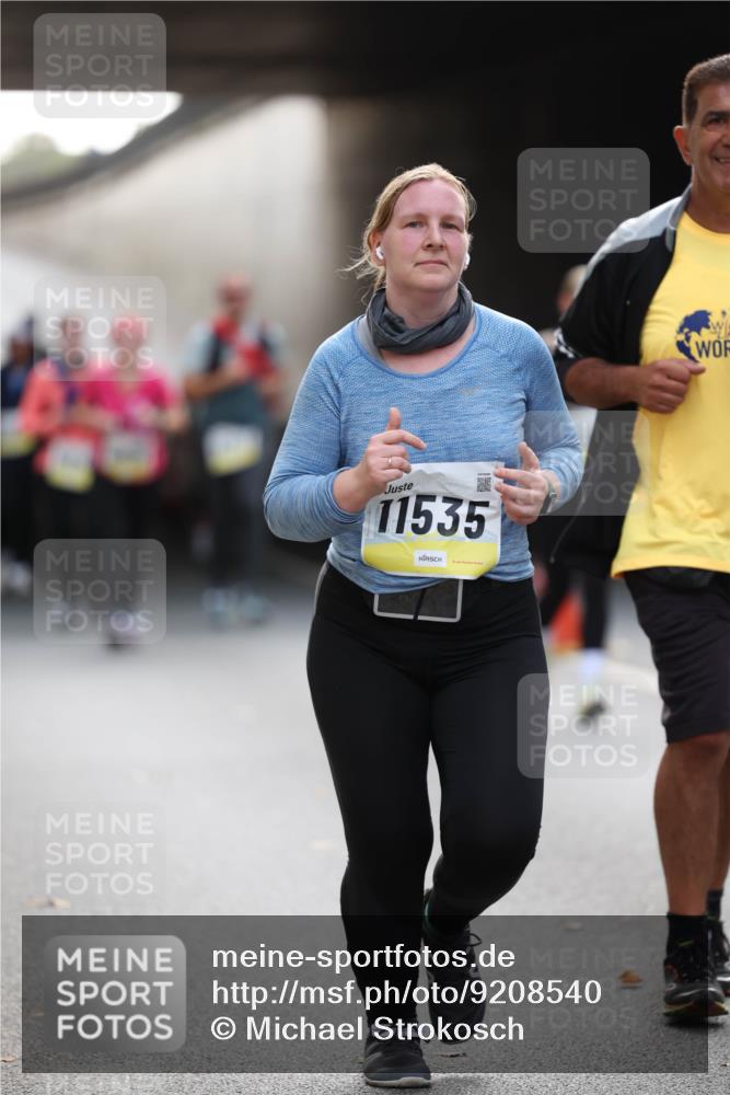 05.10.2025 - 20. swb-Marathon Bremen Michael Strokosch http://msf.ph/oto/9208540 05.10.2025 11:05:05 Laufen 11535 meine-sportfotos.de