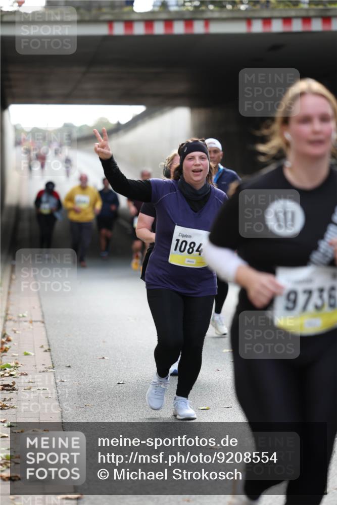 05.10.2025 - 20. swb-Marathon Bremen Michael Strokosch http://msf.ph/oto/9208554 05.10.2025 11:05:14 Laufen 1084, 9736 meine-sportfotos.de
