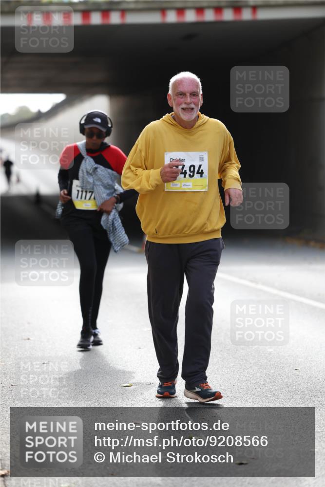 05.10.2025 - 20. swb-Marathon Bremen Michael Strokosch http://msf.ph/oto/9208566 05.10.2025 11:05:25 Laufen 1117, 494, 02597 meine-sportfotos.de