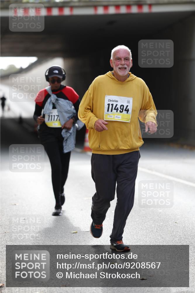 05.10.2025 - 20. swb-Marathon Bremen Michael Strokosch http://msf.ph/oto/9208567 05.10.2025 11:05:25 Laufen 1117, 11494, 02597 meine-sportfotos.de