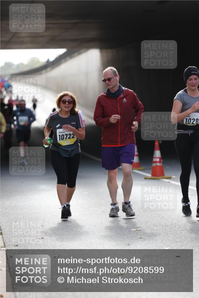 05.10.2025 - 20. swb-Marathon Bremen Michael Strokosch http://msf.ph/oto/9208599 05.10.2025 11:06:00 Laufen 10722, 1028 meine-sportfotos.de