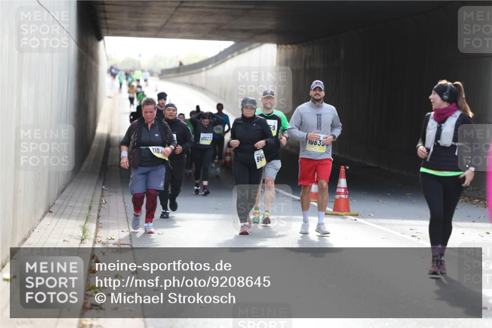 05.10.2025 - 20. swb-Marathon Bremen Michael Strokosch http://msf.ph/oto/9208645 05.10.2025 11:08:45 Laufen 110, 10023, 96, 59, 10635 meine-sportfotos.de