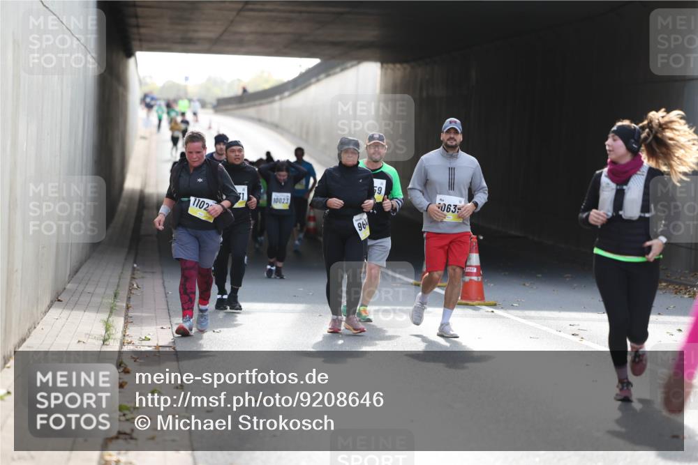 05.10.2025 - 20. swb-Marathon Bremen Michael Strokosch http://msf.ph/oto/9208646 05.10.2025 11:08:46 Laufen 1102, 10023, 96, 59, 063 meine-sportfotos.de