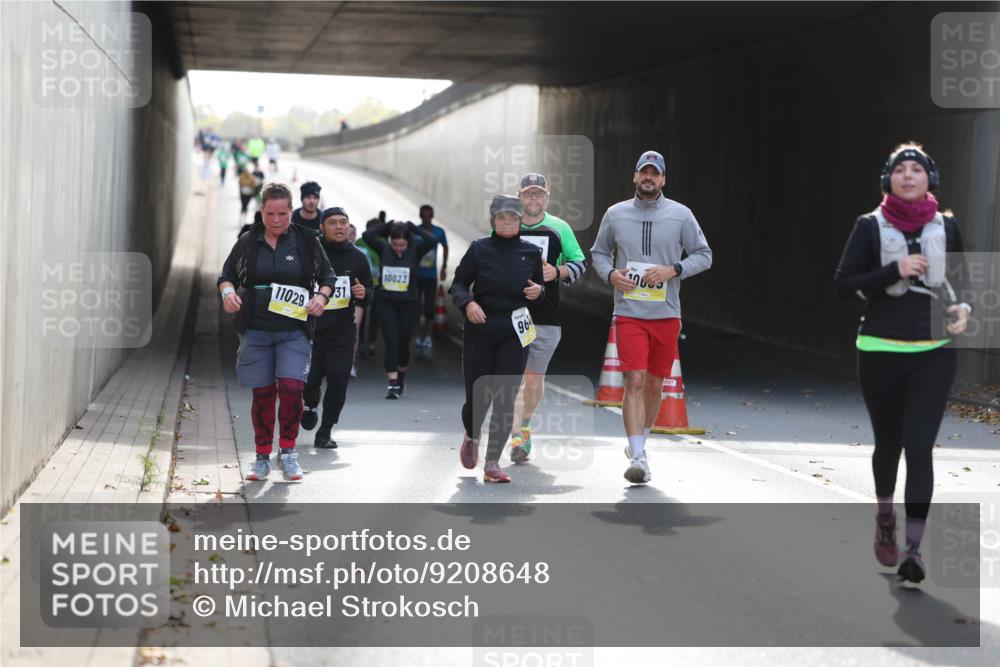 05.10.2025 - 20. swb-Marathon Bremen Michael Strokosch http://msf.ph/oto/9208648 05.10.2025 11:08:46 Laufen 11029, 31, 10023, 96 meine-sportfotos.de