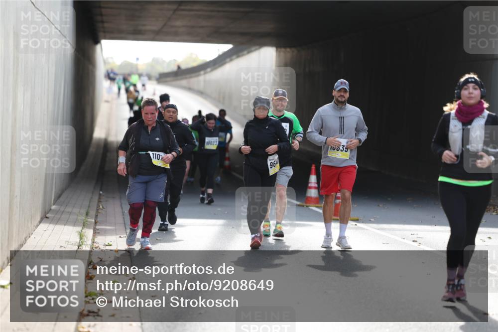 05.10.2025 - 20. swb-Marathon Bremen Michael Strokosch http://msf.ph/oto/9208649 05.10.2025 11:08:46 Laufen 110, 10023, 96, 10035 meine-sportfotos.de