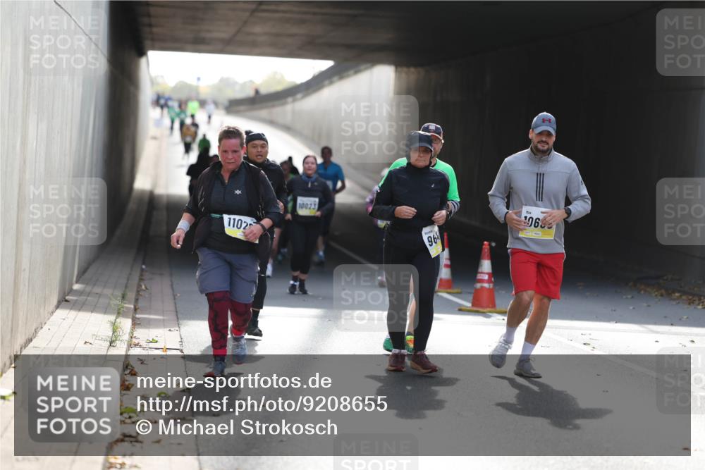 05.10.2025 - 20. swb-Marathon Bremen Michael Strokosch http://msf.ph/oto/9208655 05.10.2025 11:08:47 Laufen 1102, 10023, 1, 96, 06 meine-sportfotos.de