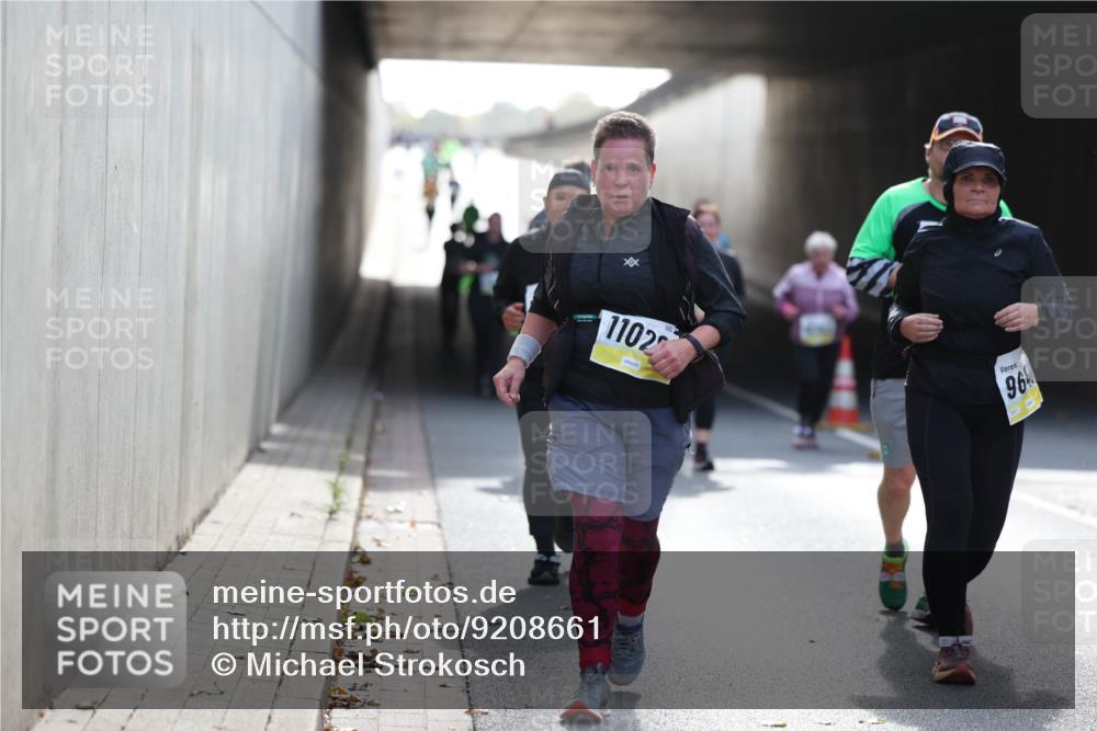 05.10.2025 - 20. swb-Marathon Bremen Michael Strokosch http://msf.ph/oto/9208661 05.10.2025 11:08:49 Laufen 1102, 96 meine-sportfotos.de
