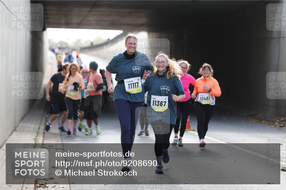 05.10.2025 - 20. swb-Marathon Bremen Michael Strokosch http://msf.ph/oto/9208690 05.10.2025 11:06:27 Laufen 109, 11117, 11367, 10491 meine-sportfotos.de