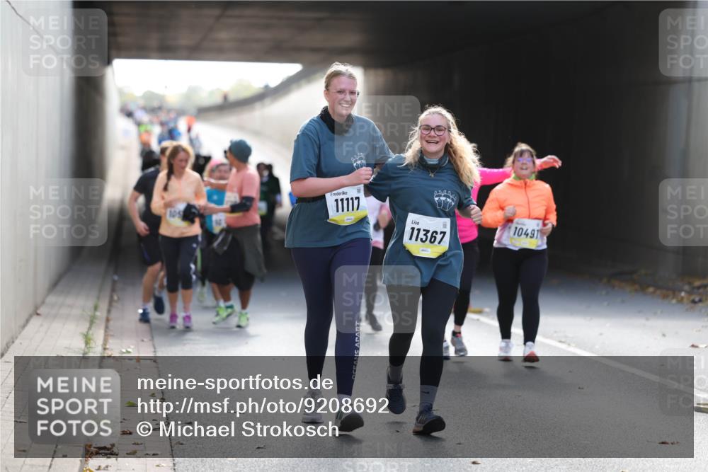 05.10.2025 - 20. swb-Marathon Bremen Michael Strokosch http://msf.ph/oto/9208692 05.10.2025 11:06:27 Laufen 105, 11117, 11367, 10491 meine-sportfotos.de