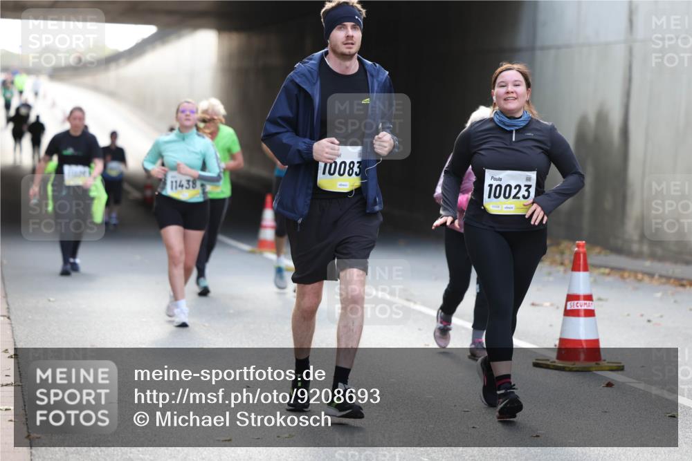 05.10.2025 - 20. swb-Marathon Bremen Michael Strokosch http://msf.ph/oto/9208693 05.10.2025 11:08:55 Laufen 11438, 083, 10023 meine-sportfotos.de