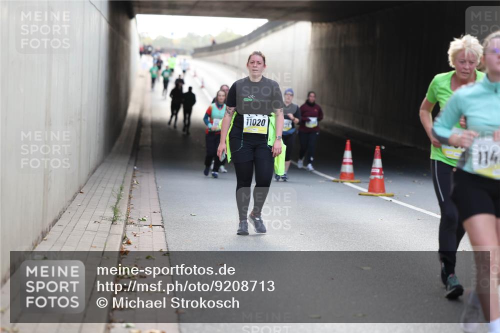 05.10.2025 - 20. swb-Marathon Bremen Michael Strokosch http://msf.ph/oto/9208713 05.10.2025 11:08:59 Laufen 11020, 114 meine-sportfotos.de