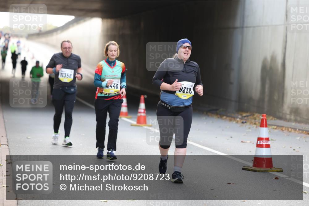 05.10.2025 - 20. swb-Marathon Bremen Michael Strokosch http://msf.ph/oto/9208723 05.10.2025 11:09:06 Laufen 11358, 7440, 9838 meine-sportfotos.de