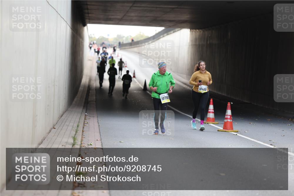 05.10.2025 - 20. swb-Marathon Bremen Michael Strokosch http://msf.ph/oto/9208745 05.10.2025 11:09:14 Laufen 10759, 10450 meine-sportfotos.de