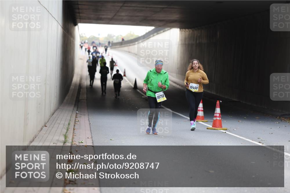 05.10.2025 - 20. swb-Marathon Bremen Michael Strokosch http://msf.ph/oto/9208747 05.10.2025 11:09:14 Laufen 10759, 10450 meine-sportfotos.de