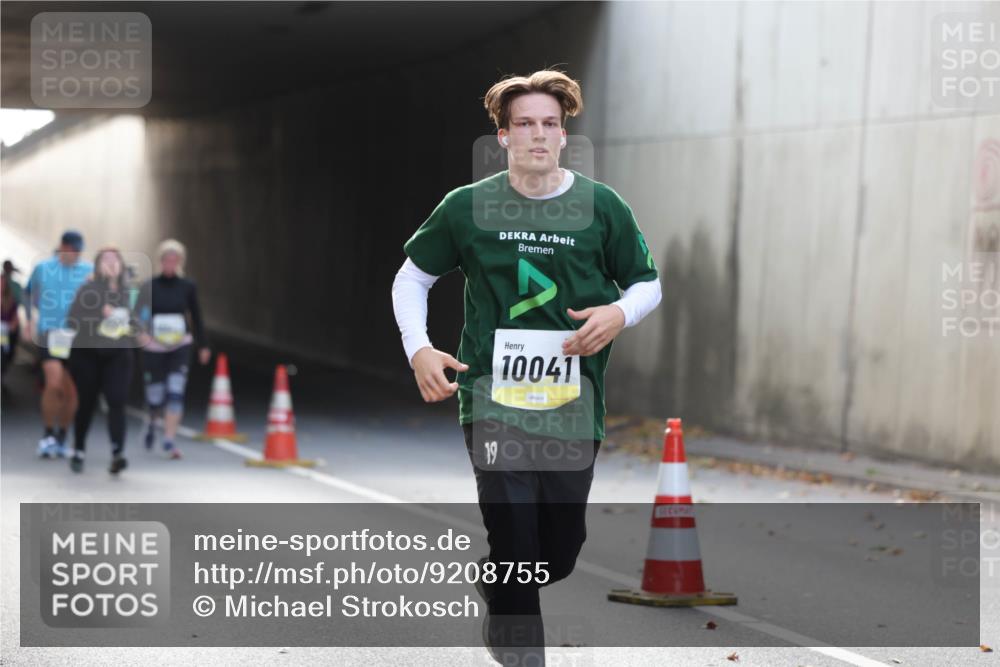 05.10.2025 - 20. swb-Marathon Bremen Michael Strokosch http://msf.ph/oto/9208755 05.10.2025 11:06:38 Laufen 19, 10041 meine-sportfotos.de