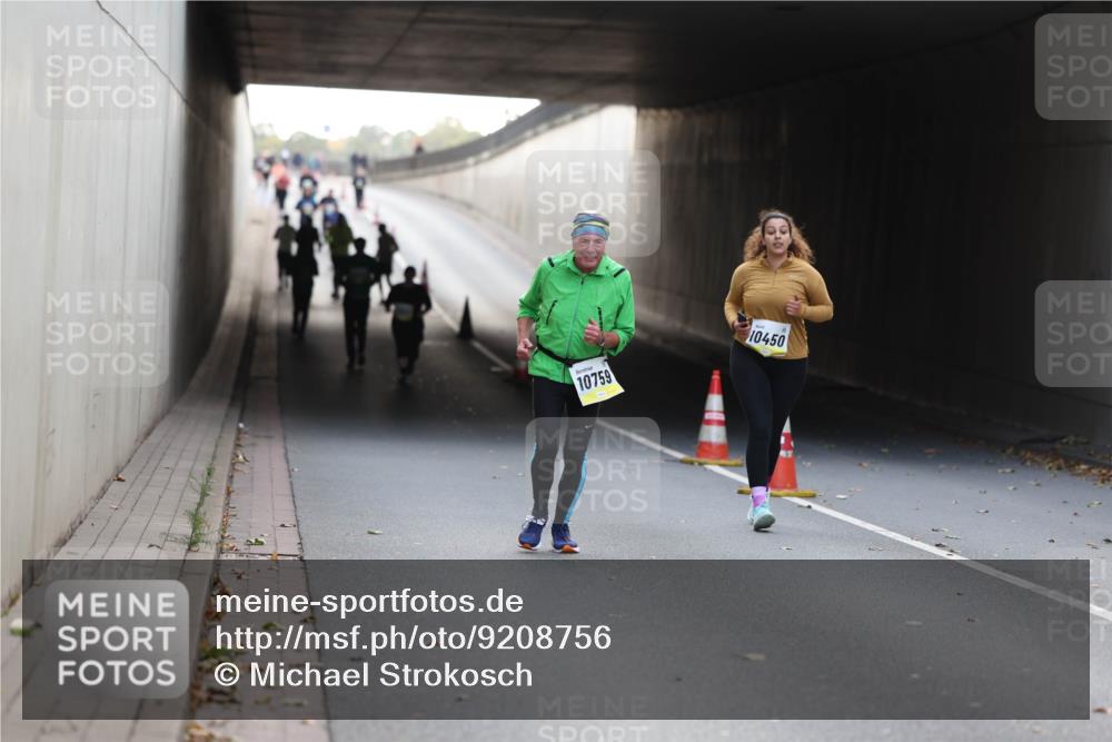 05.10.2025 - 20. swb-Marathon Bremen Michael Strokosch http://msf.ph/oto/9208756 05.10.2025 11:09:16 Laufen 10759, 10450 meine-sportfotos.de
