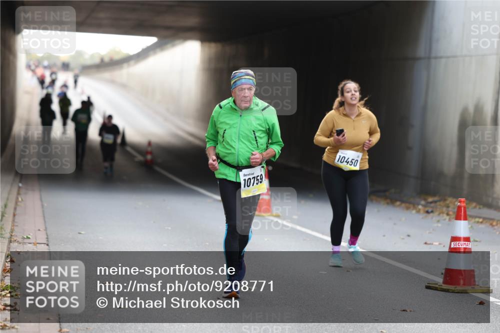 05.10.2025 - 20. swb-Marathon Bremen Michael Strokosch http://msf.ph/oto/9208771 05.10.2025 11:09:18 Laufen 10759, 10450 meine-sportfotos.de