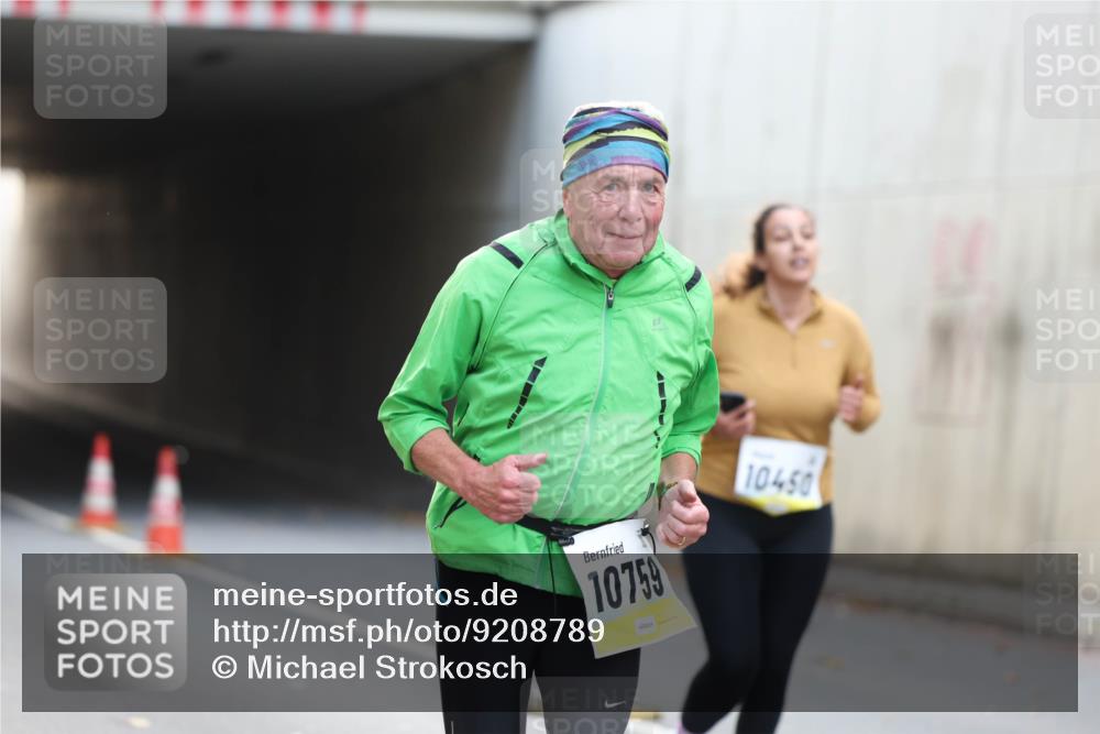 05.10.2025 - 20. swb-Marathon Bremen Michael Strokosch http://msf.ph/oto/9208789 05.10.2025 11:09:21 Laufen 10759, 10450 meine-sportfotos.de