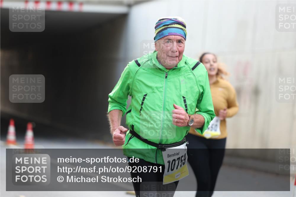 05.10.2025 - 20. swb-Marathon Bremen Michael Strokosch http://msf.ph/oto/9208791 05.10.2025 11:09:21 Laufen 10, 759 meine-sportfotos.de