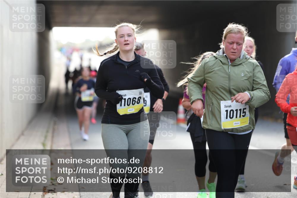 05.10.2025 - 20. swb-Marathon Bremen Michael Strokosch http://msf.ph/oto/9208812 05.10.2025 11:06:51 Laufen 11068, 10115 meine-sportfotos.de