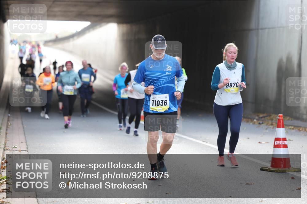 05.10.2025 - 20. swb-Marathon Bremen Michael Strokosch http://msf.ph/oto/9208875 05.10.2025 11:07:03 Laufen 9970, 11036 meine-sportfotos.de
