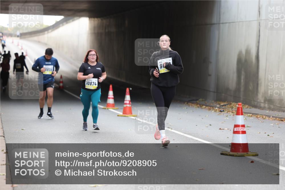 05.10.2025 - 20. swb-Marathon Bremen Michael Strokosch http://msf.ph/oto/9208905 05.10.2025 11:09:57 Laufen 0808, 10874, 96 meine-sportfotos.de