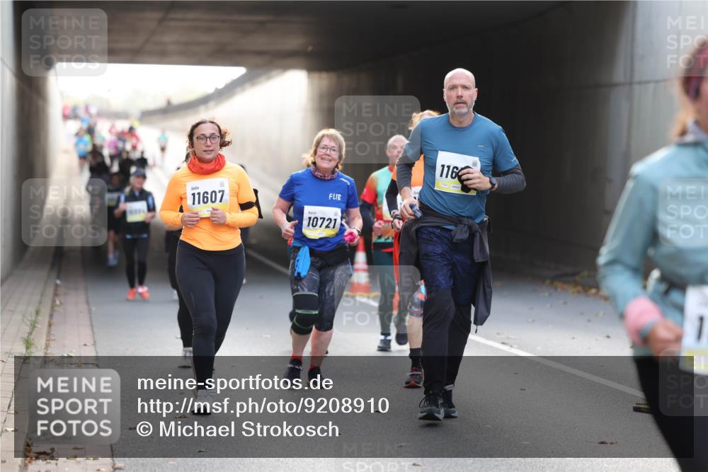 05.10.2025 - 20. swb-Marathon Bremen Michael Strokosch http://msf.ph/oto/9208910 05.10.2025 11:07:12 Laufen 11607, 10721, 116 meine-sportfotos.de