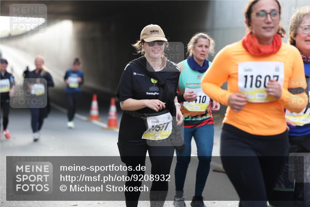 05.10.2025 - 20. swb-Marathon Bremen Michael Strokosch http://msf.ph/oto/9208932 05.10.2025 11:07:16 Laufen 71551, 11607, 10 meine-sportfotos.de