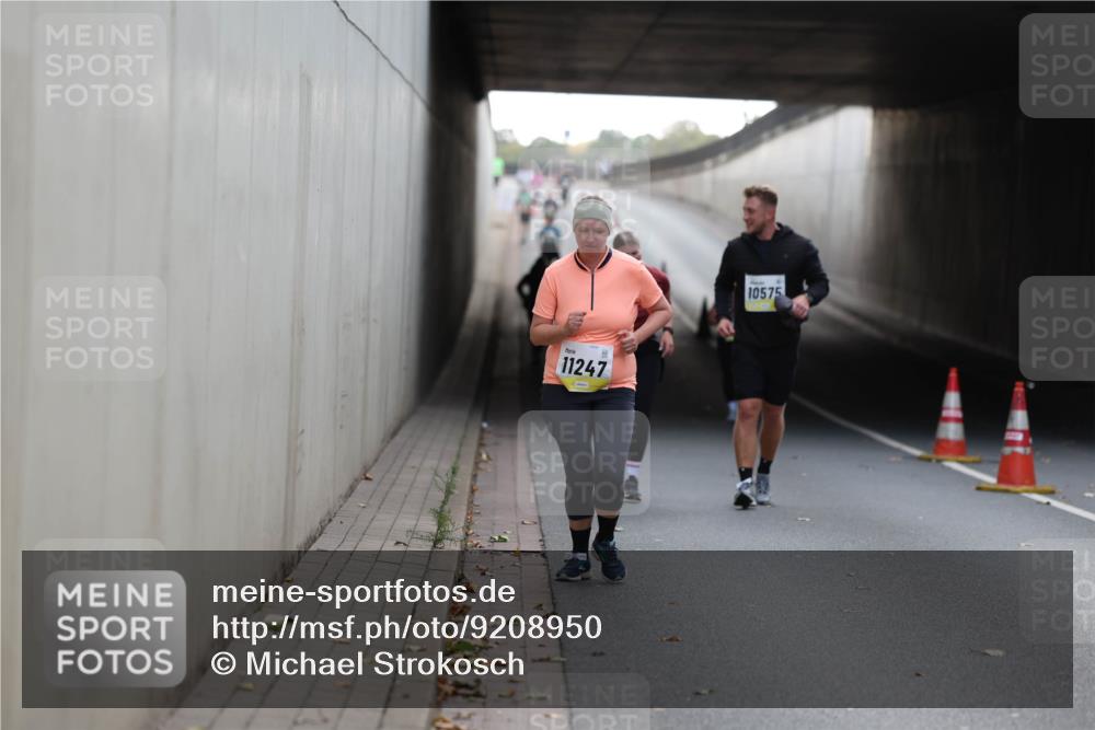 05.10.2025 - 20. swb-Marathon Bremen Michael Strokosch http://msf.ph/oto/9208950 05.10.2025 11:10:11 Laufen 11247, 10575 meine-sportfotos.de