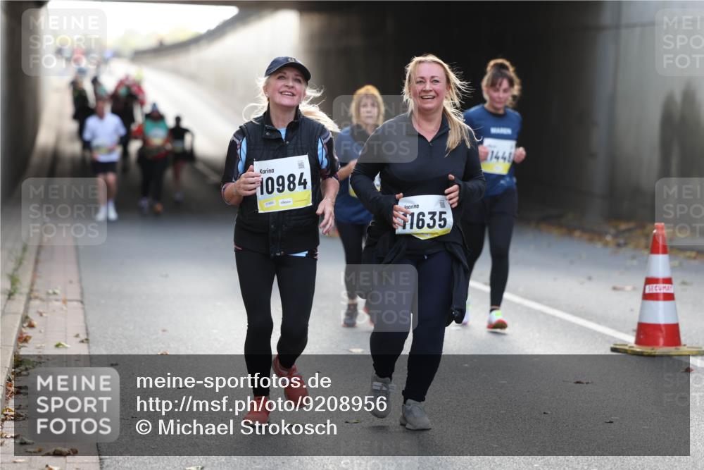 05.10.2025 - 20. swb-Marathon Bremen Michael Strokosch http://msf.ph/oto/9208956 05.10.2025 11:07:20 Laufen 200, 10984, 01890, 1635, 144 meine-sportfotos.de