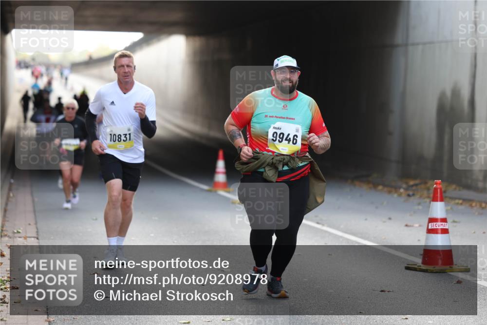 05.10.2025 - 20. swb-Marathon Bremen Michael Strokosch http://msf.ph/oto/9208978 05.10.2025 11:07:30 Laufen 10831, 20, 9946 meine-sportfotos.de