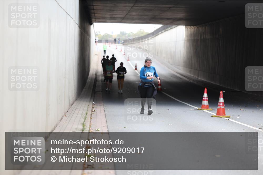 05.10.2025 - 20. swb-Marathon Bremen Michael Strokosch http://msf.ph/oto/9209017 05.10.2025 11:10:39 Laufen 9340 meine-sportfotos.de