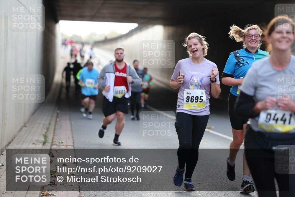 05.10.2025 - 20. swb-Marathon Bremen Michael Strokosch http://msf.ph/oto/9209027 05.10.2025 11:07:41 Laufen 10602, 9695, 9441 meine-sportfotos.de