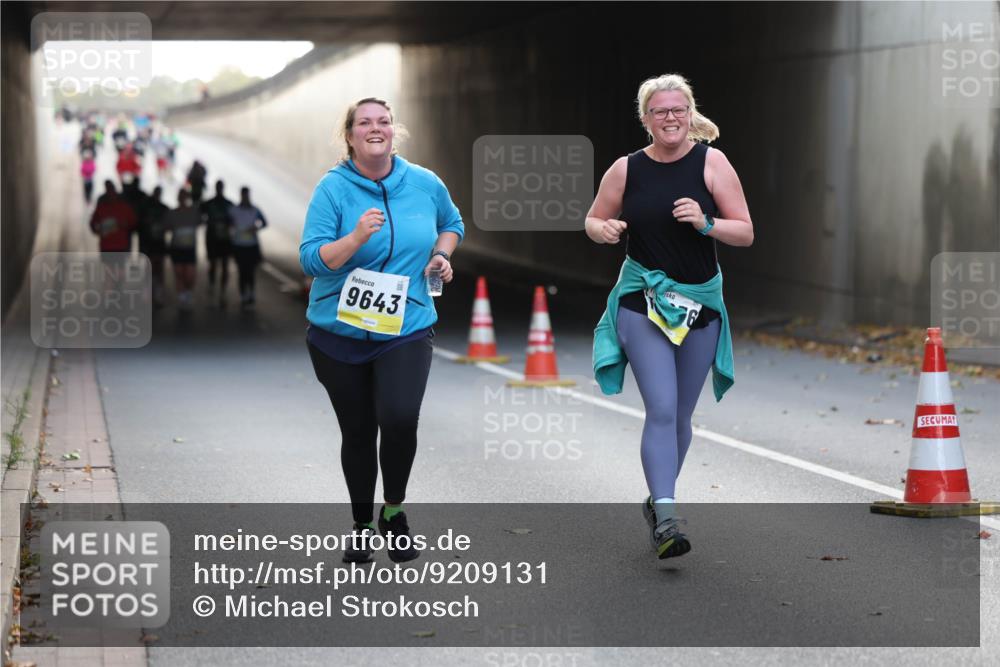 05.10.2025 - 20. swb-Marathon Bremen Michael Strokosch http://msf.ph/oto/9209131 05.10.2025 11:08:08 Laufen 9643 meine-sportfotos.de