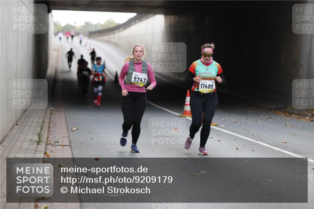 05.10.2025 - 20. swb-Marathon Bremen Michael Strokosch http://msf.ph/oto/9209179 05.10.2025 11:12:00 Laufen 9247, 20, 11480 meine-sportfotos.de