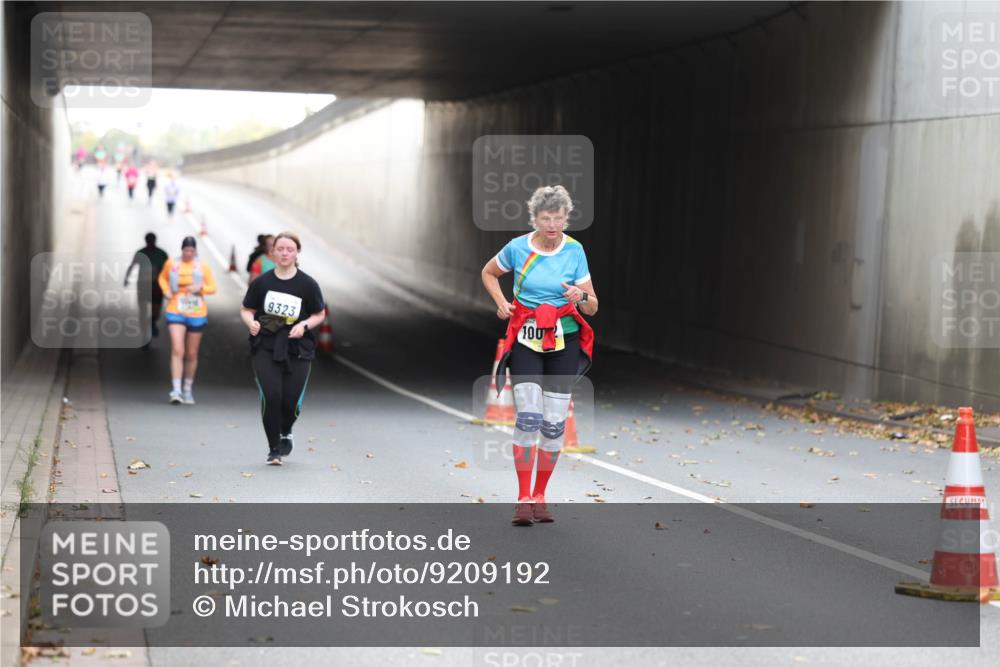 05.10.2025 - 20. swb-Marathon Bremen Michael Strokosch http://msf.ph/oto/9209192 05.10.2025 11:12:10 Laufen 9323, 100 meine-sportfotos.de