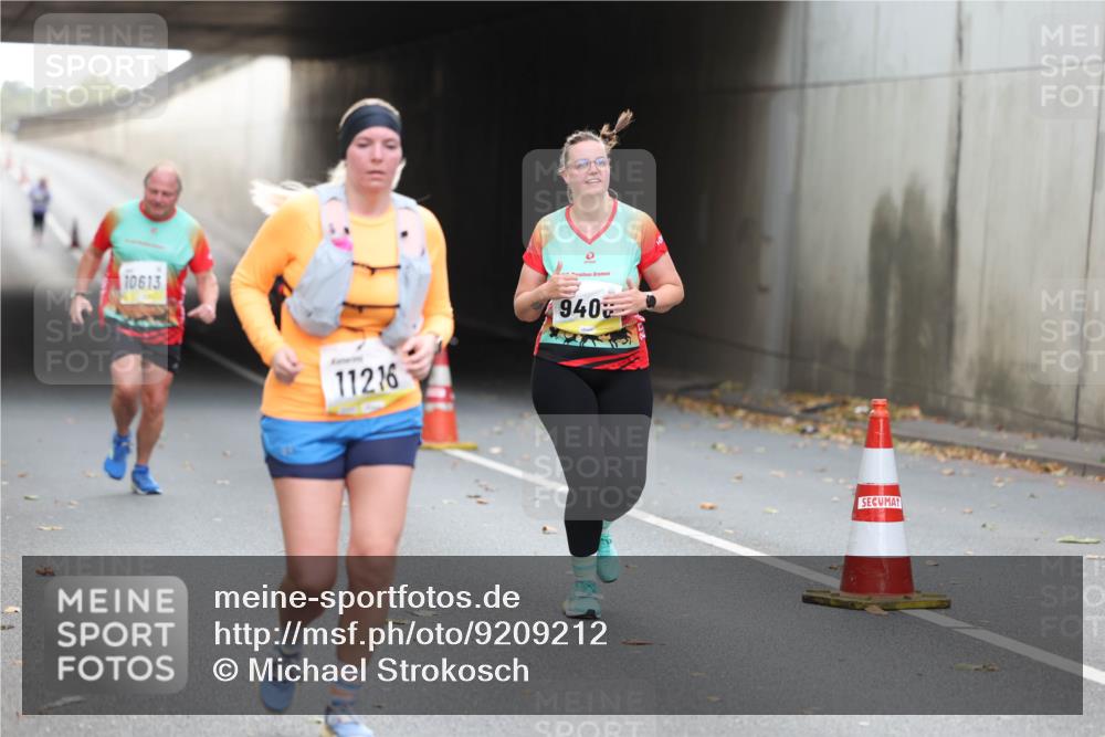 05.10.2025 - 20. swb-Marathon Bremen Michael Strokosch http://msf.ph/oto/9209212 05.10.2025 11:12:23 Laufen 10613, 11216, 940 meine-sportfotos.de