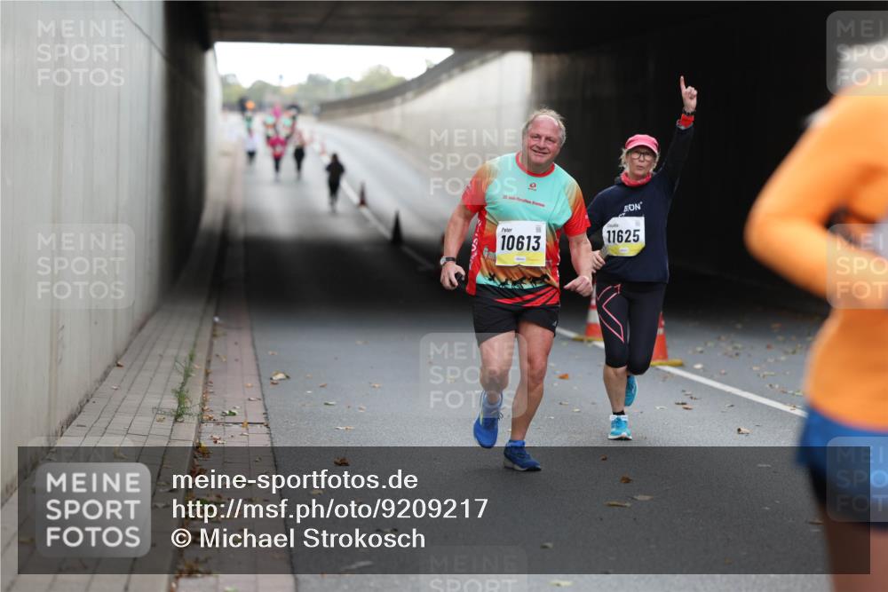 05.10.2025 - 20. swb-Marathon Bremen Michael Strokosch http://msf.ph/oto/9209217 05.10.2025 11:12:25 Laufen 20, 10613, 11625 meine-sportfotos.de