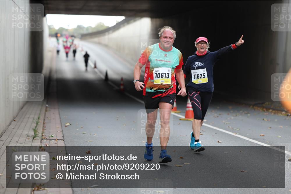 05.10.2025 - 20. swb-Marathon Bremen Michael Strokosch http://msf.ph/oto/9209220 05.10.2025 11:12:26 Laufen 20, 10613, 11625 meine-sportfotos.de