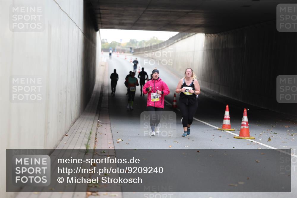 05.10.2025 - 20. swb-Marathon Bremen Michael Strokosch http://msf.ph/oto/9209240 05.10.2025 11:13:02 Laufen 11631, 5974 meine-sportfotos.de